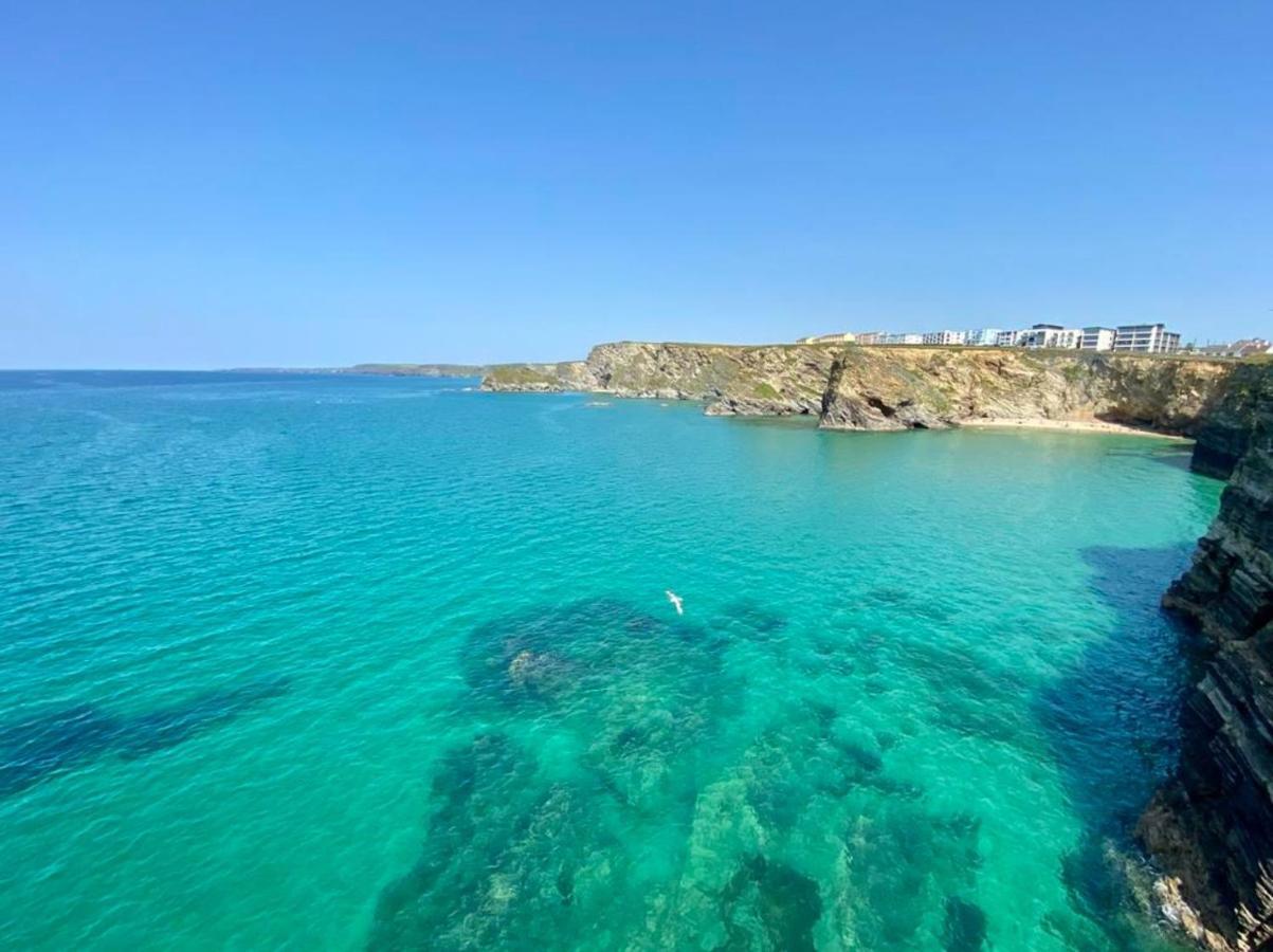 Sunset Waves Sea View Apartment Featuring Panoramic Views & Parking New Quay Exterior foto