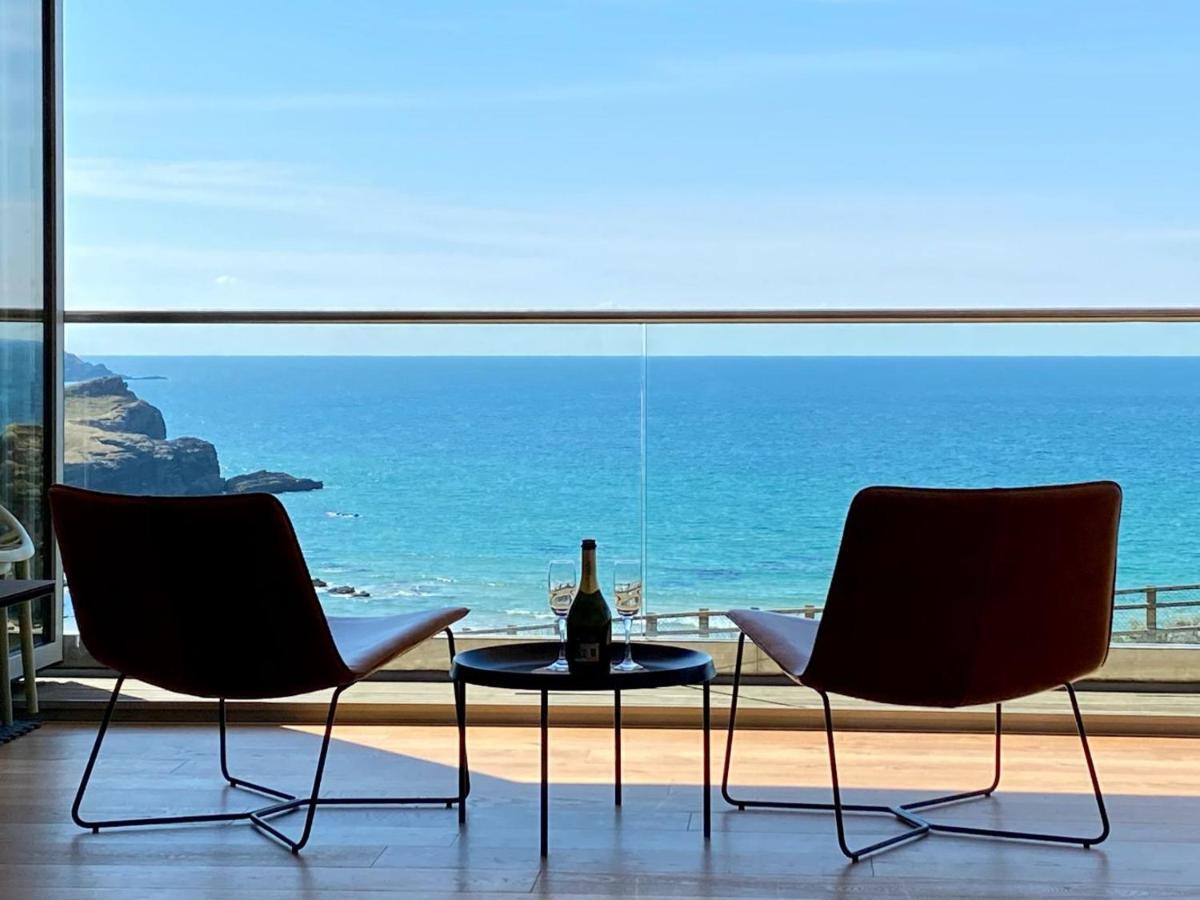 Sunset Waves Sea View Apartment Featuring Panoramic Views & Parking New Quay Exterior foto