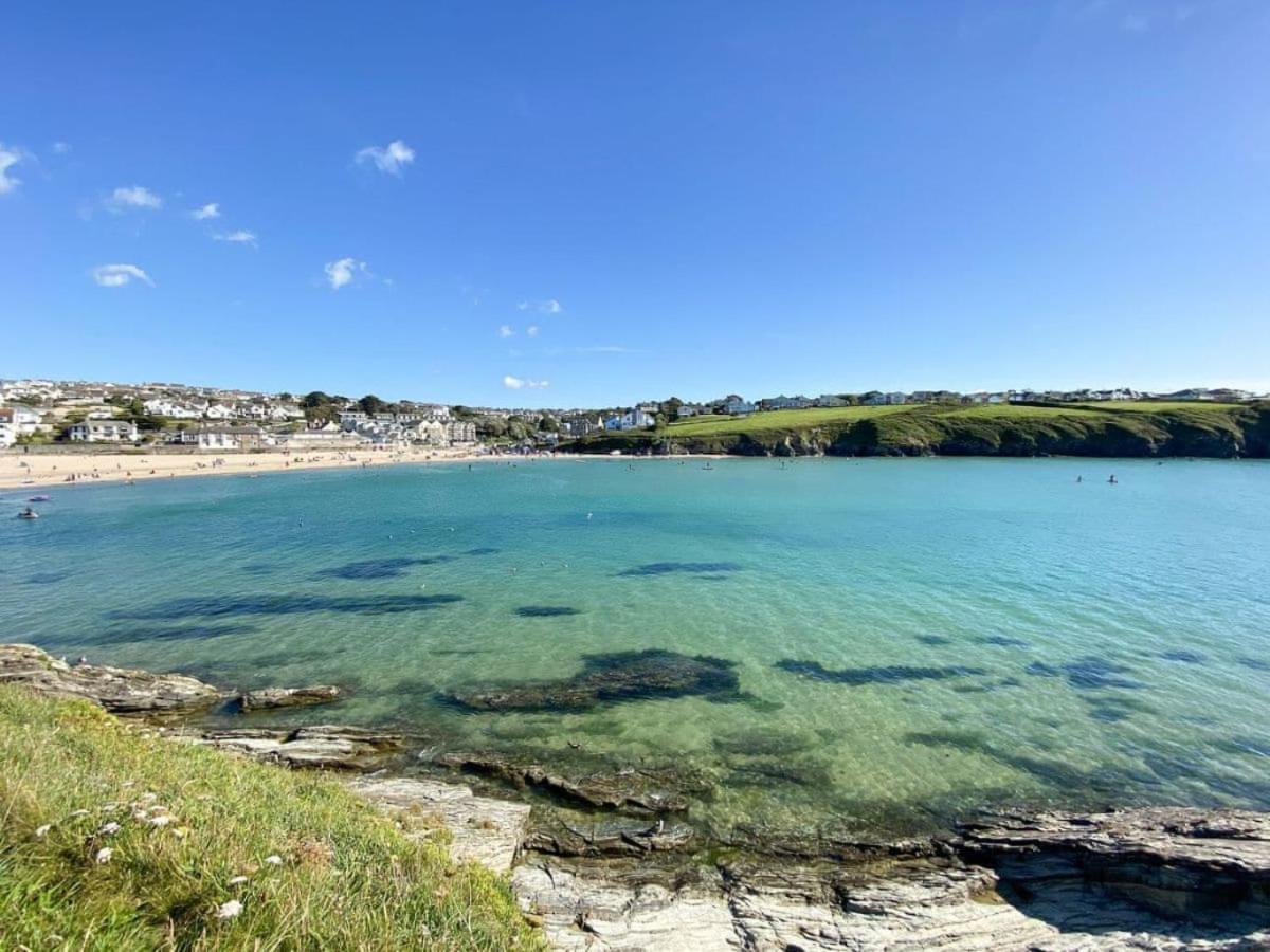 Sunset Waves Sea View Apartment Featuring Panoramic Views & Parking New Quay Exterior foto